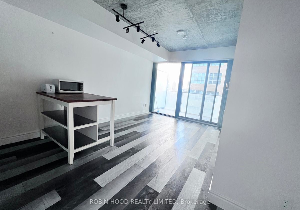 185-roehampton-avenue-toronto-ontario-c12308298