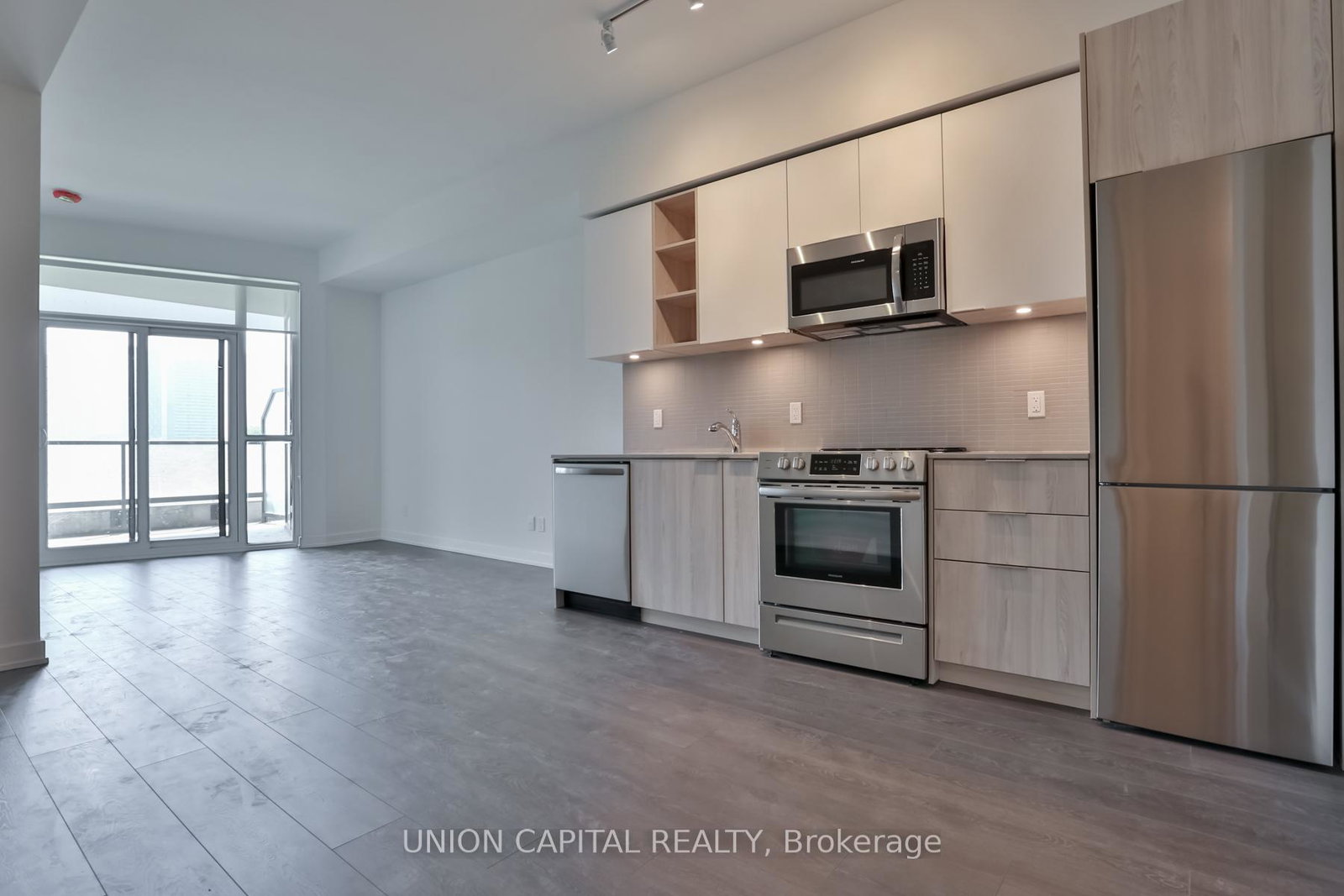 30-ordnance-street-toronto-ontario-c12308365