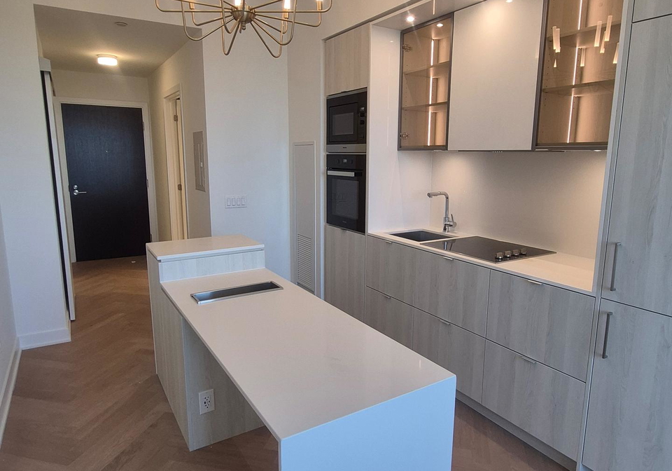 11-yorkville-avenue-toronto-ontario-c12308408