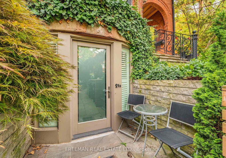 21-howland-avenue-toronto-ontario-c12308439