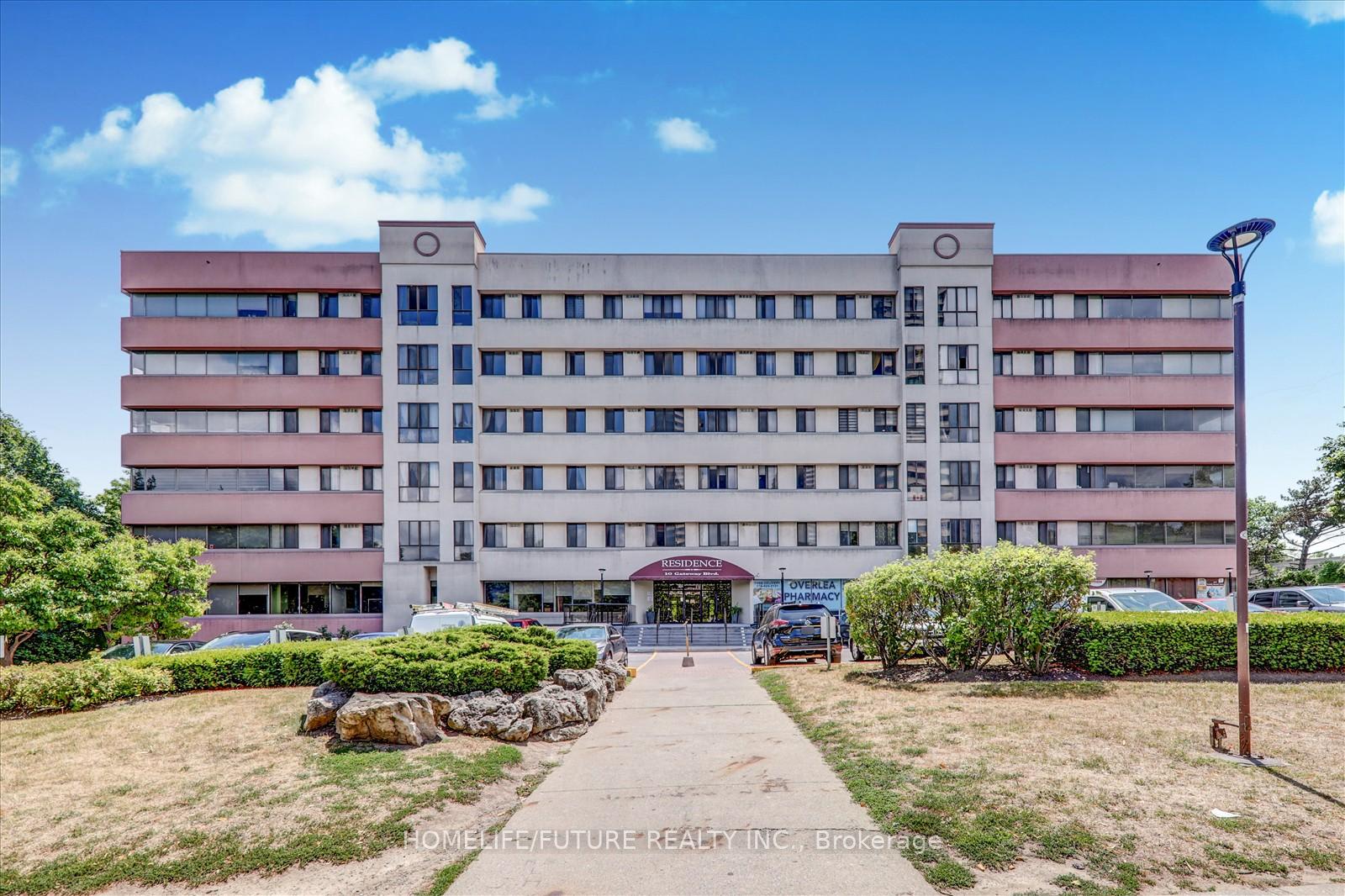 10-gateway-boulevard-east-york-ontario-c12308794