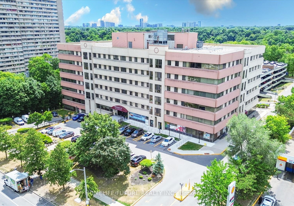 10-gateway-boulevard-east-york-ontario-c12308794