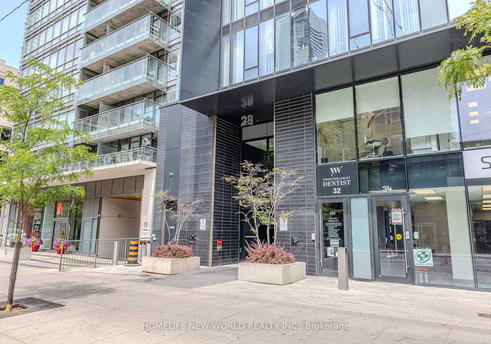 28-wellesley-street-e-e-toronto-ontario-c12309011