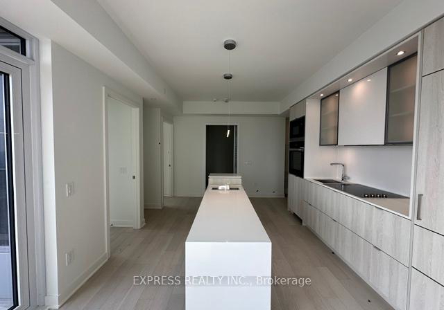 11-yorkville-avenue-toronto-ontario-c12309282