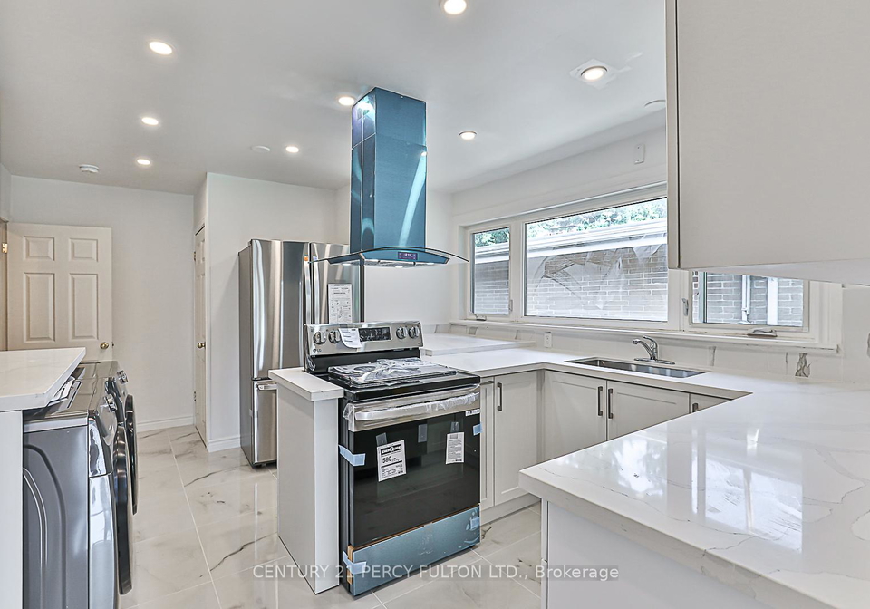 6-blithfield-avenue-north-york-ontario-c12309304