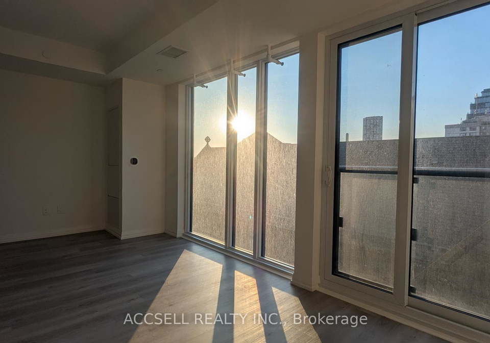 280-dundas-street-w-w-toronto-ontario-c12309359