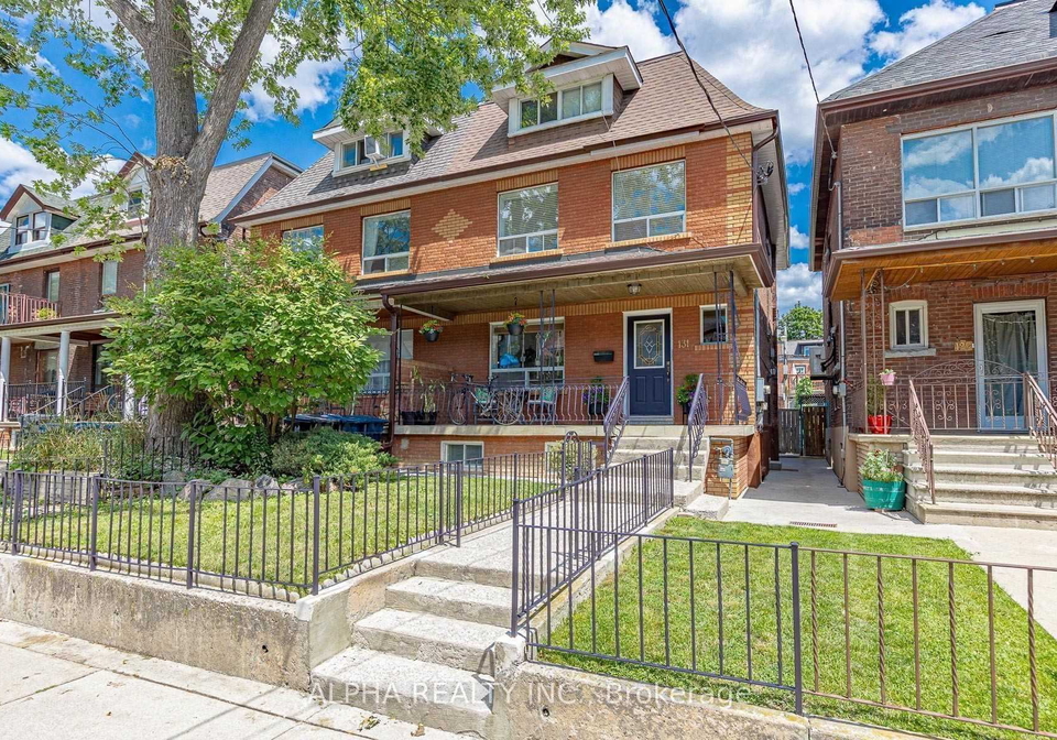 131-beatrice-street-w-w-toronto-ontario-c12309470