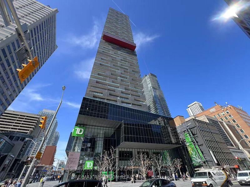 8-eglinton-avenue-toronto-ontario-c12309476
