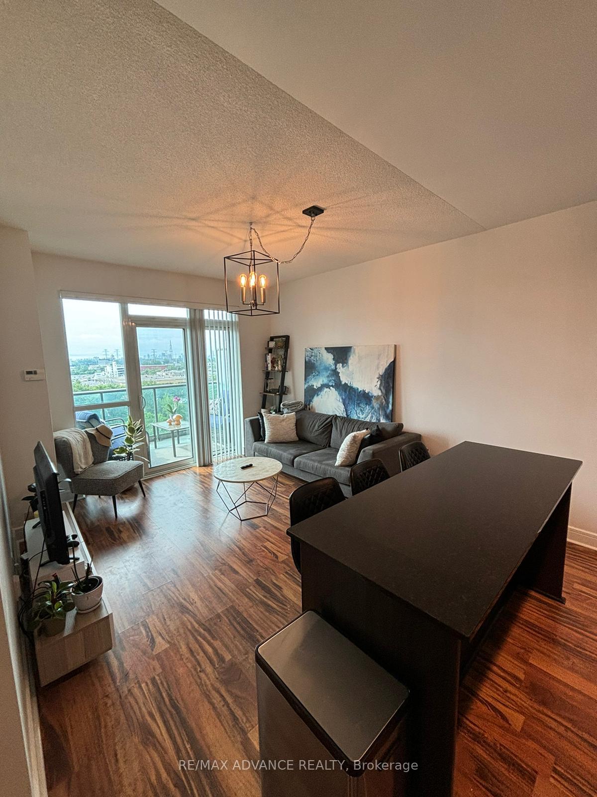 35-brian-peck-crescent-east-york-ontario-c12309548