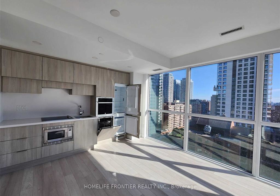 39-roehampton-avenue-toronto-ontario-c12309749