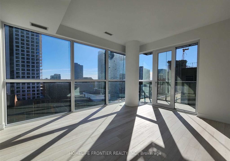 39-roehampton-avenue-toronto-ontario-c12309749