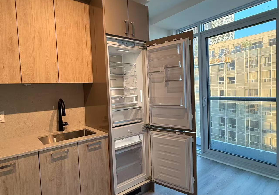 280-w-dundas-st-w-street-w-w-toronto-ontario-c12309811