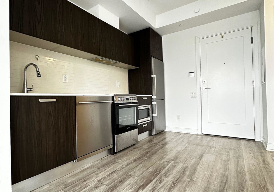 50-charles-street-e-e-toronto-ontario-c12310173
