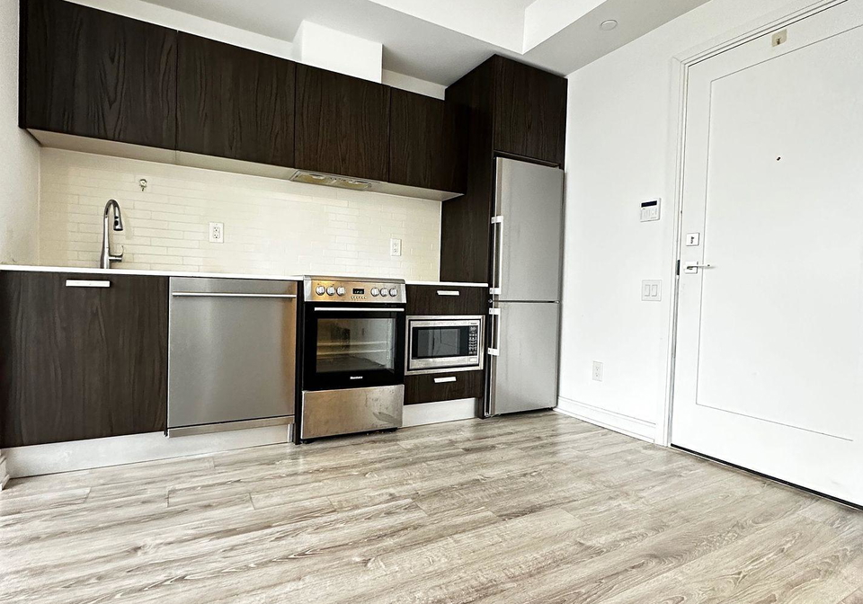 50-charles-street-e-e-toronto-ontario-c12310173