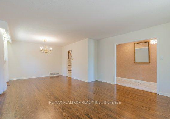 32-gemini-road-north-york-ontario-c12310234