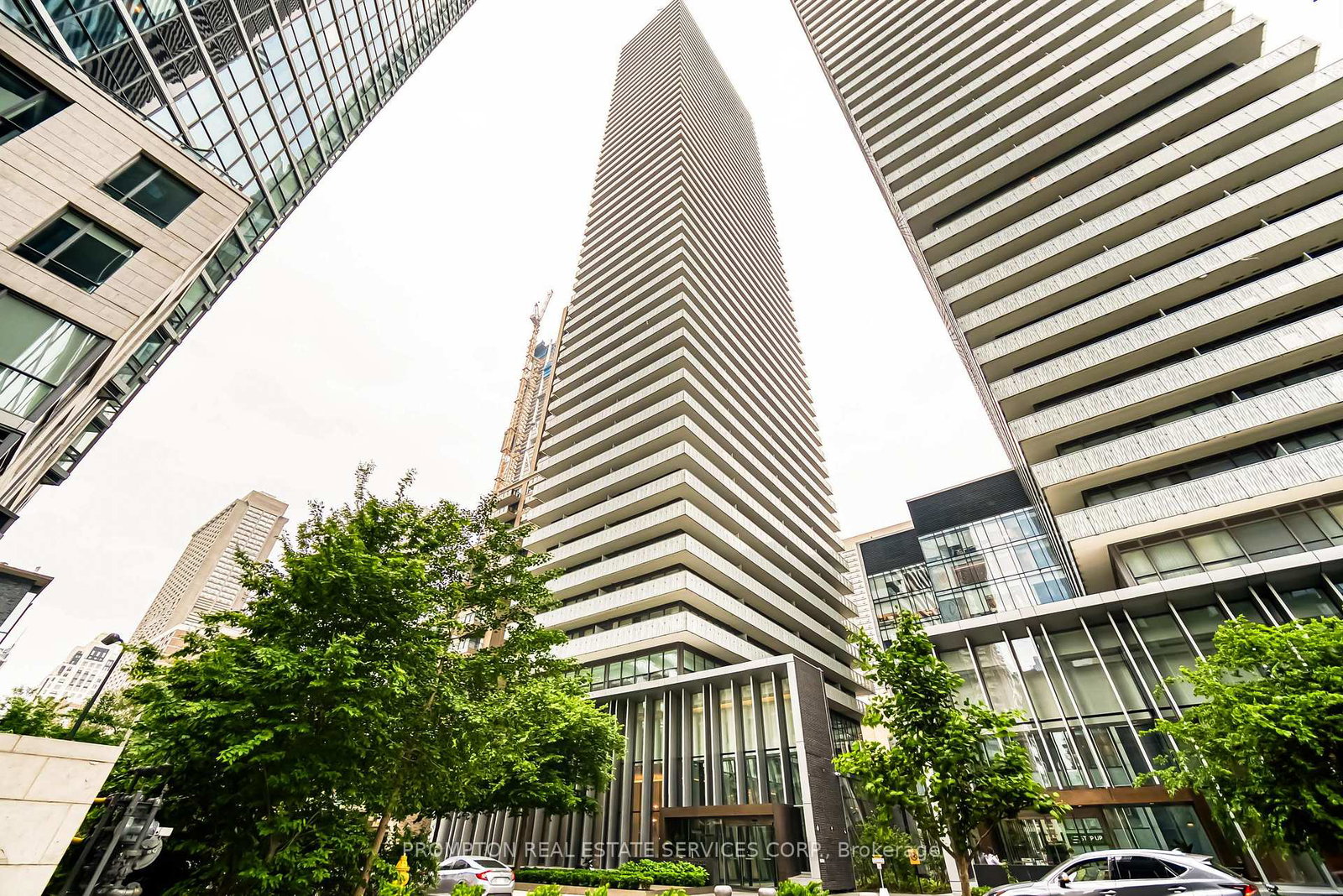 42-charles-street-e-e-toronto-ontario-c12310377