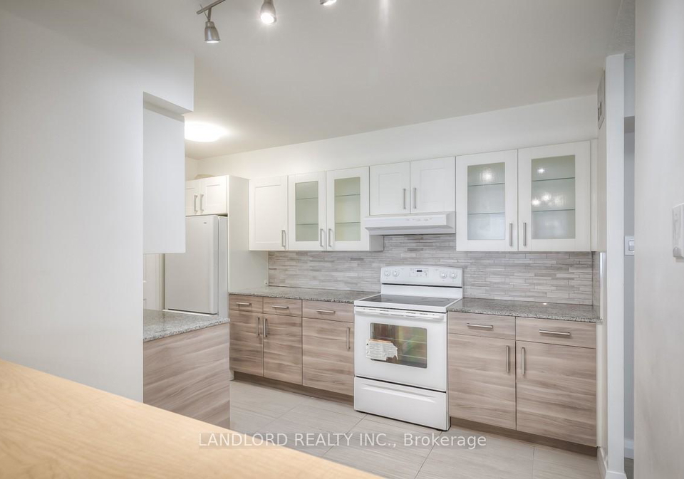 45-carlton-street-toronto-ontario-c12310434