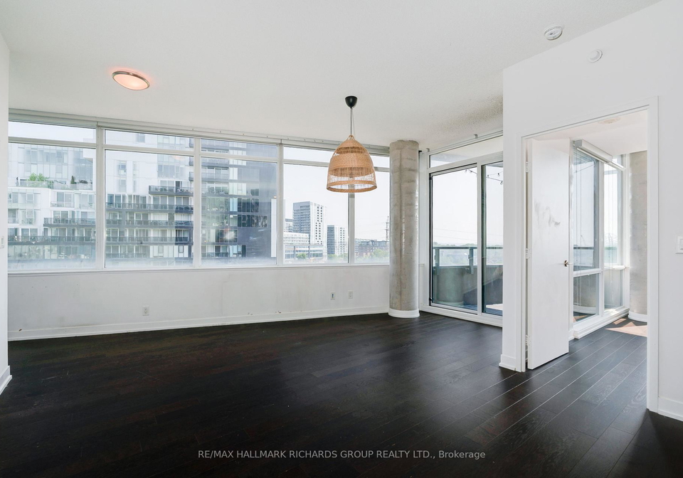 120-bayview-avenue-toronto-ontario-c12310664