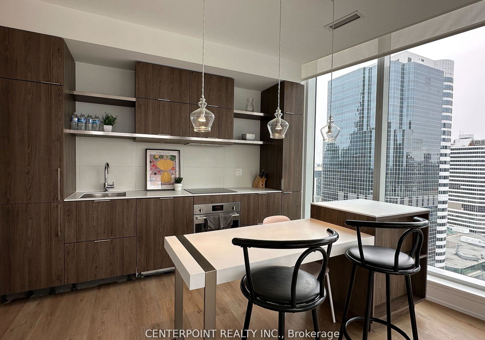 197-yonge-street-toronto-ontario-c12310697