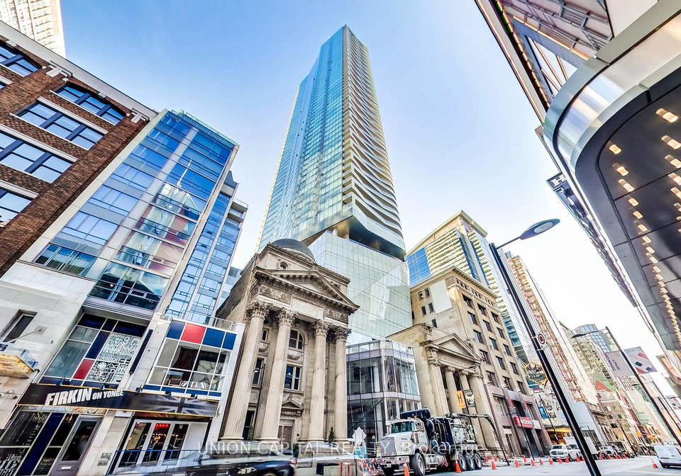 197-yonge-street-toronto-ontario-c12310924