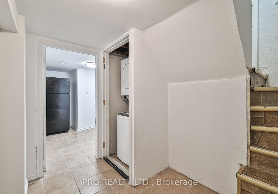 627-sheppard-avenue-toronto-ontario-c12310942