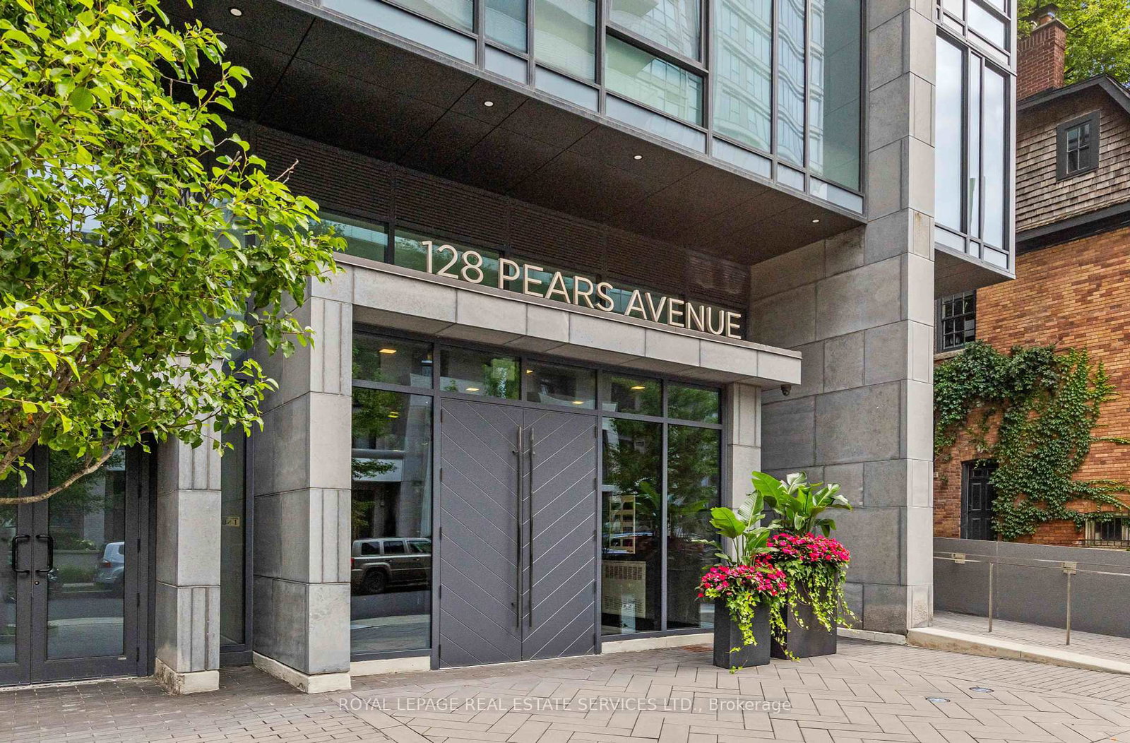 128-pears-avenue-toronto-ontario-c12311111