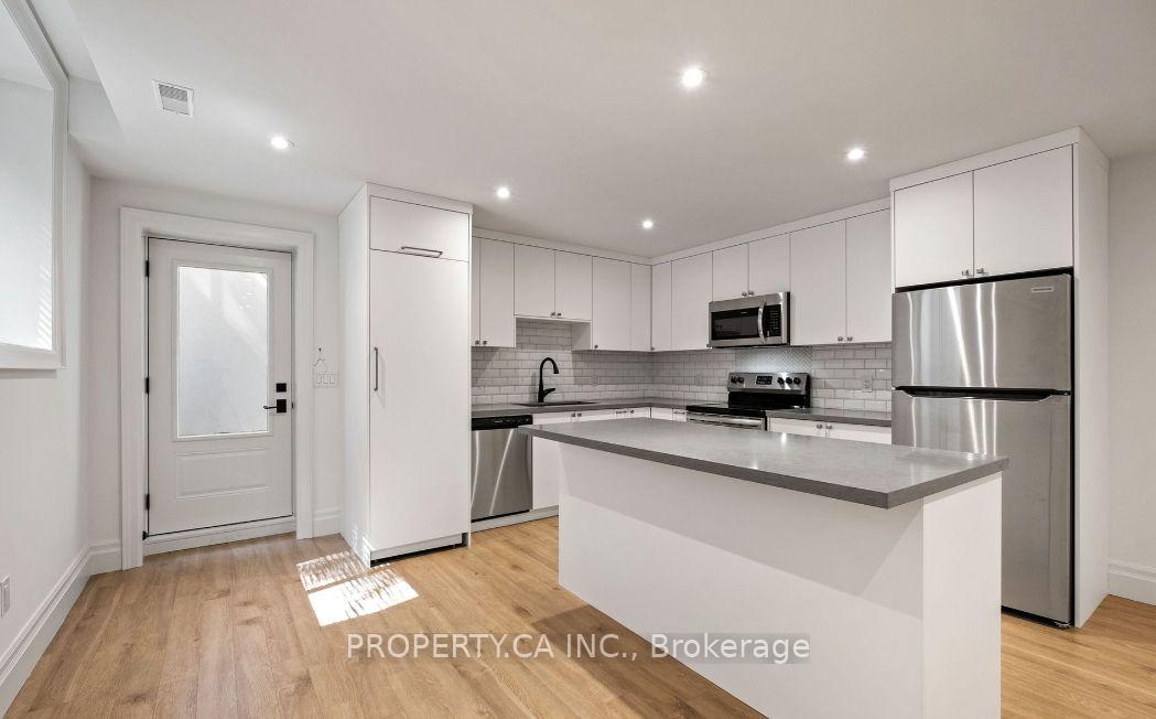 119-invermay-avenue-toronto-ontario-c12311538