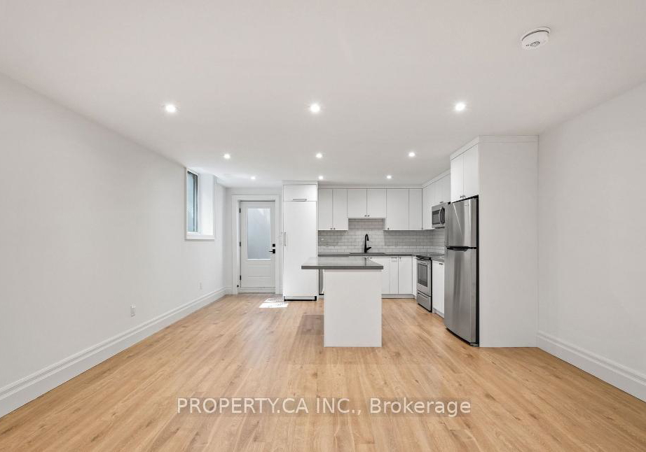 119-invermay-avenue-toronto-ontario-c12311538