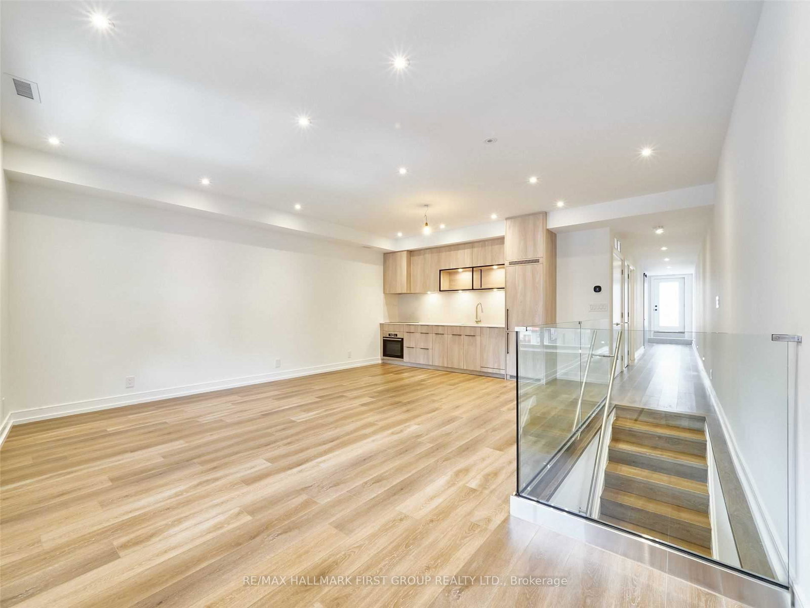 2602-yonge-street-toronto-ontario-c12311607