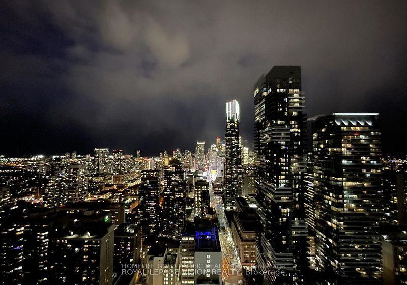 501-yonge-street-toronto-ontario-c12311651