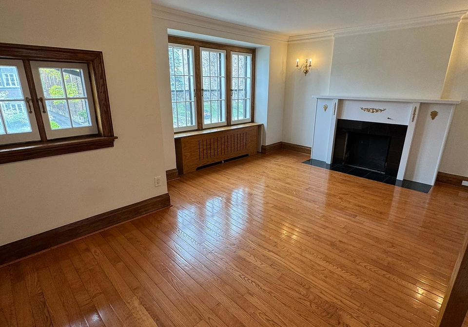 181-st-clair-avenue-e-e-toronto-ontario-c12311816