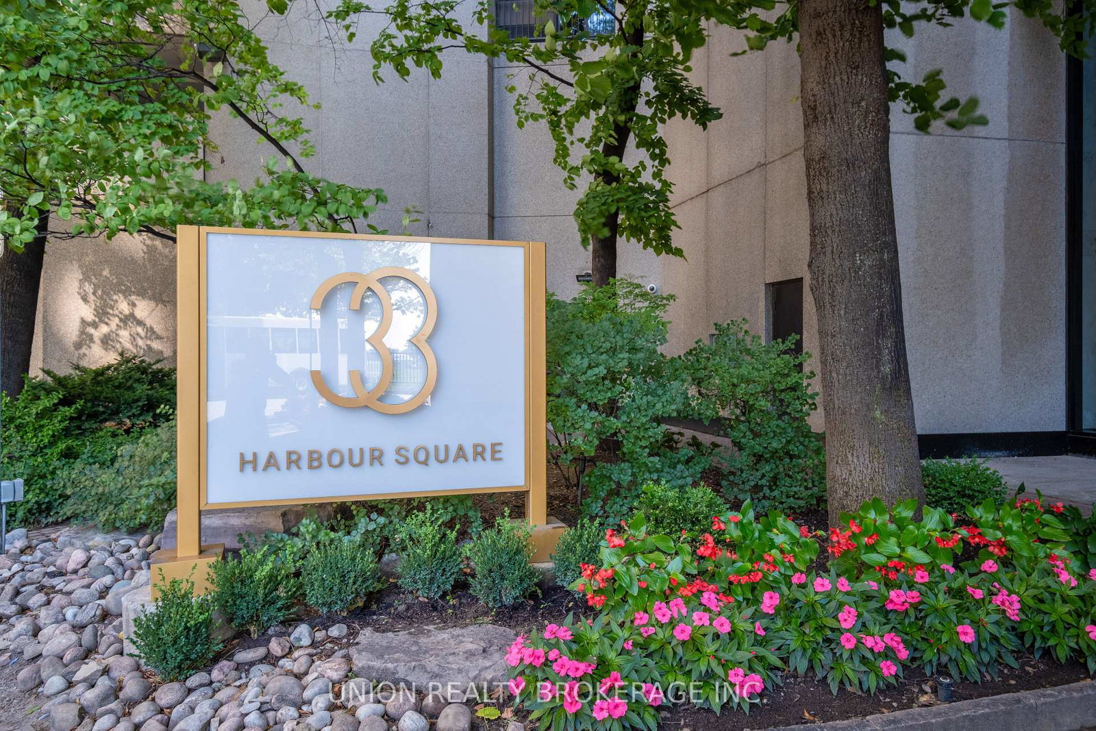 33-harbour-square-toronto-ontario-c12311840