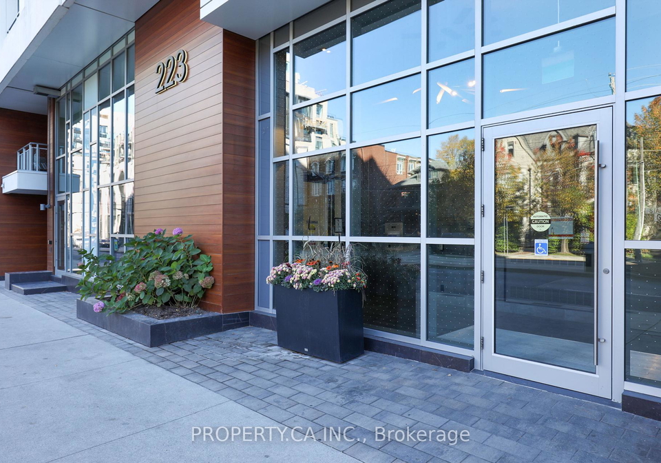 223-st-clair-avenue-w-w-toronto-ontario-c12311851