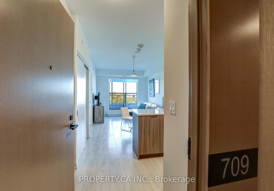 223-st-clair-avenue-w-w-toronto-ontario-c12311851