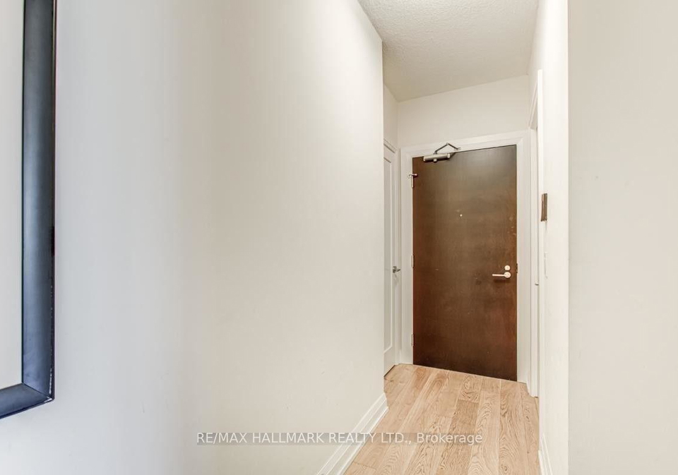 2-anndale-drive-north-york-ontario-c12312047