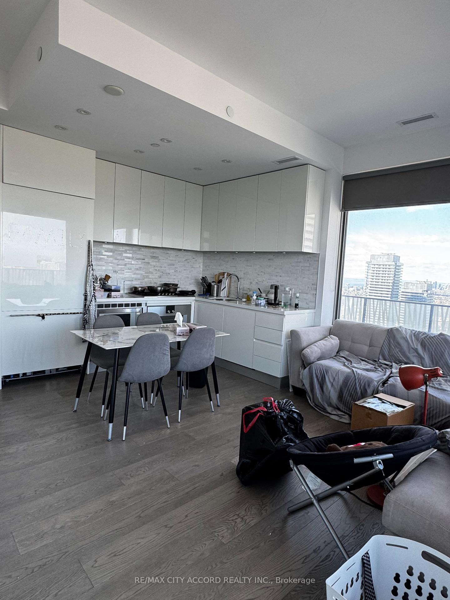 42-charles-street-e-e-toronto-ontario-c12312066