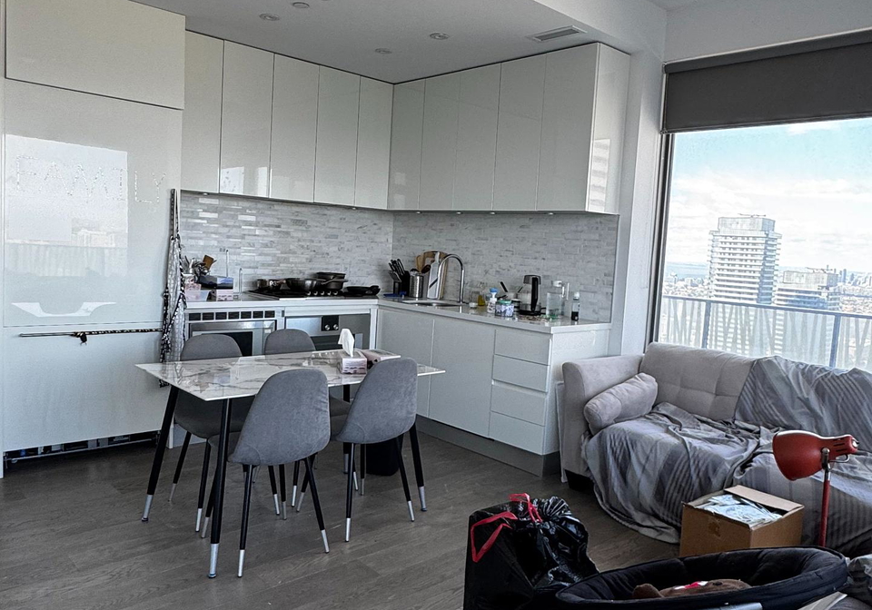 42-charles-street-e-e-toronto-ontario-c12312066