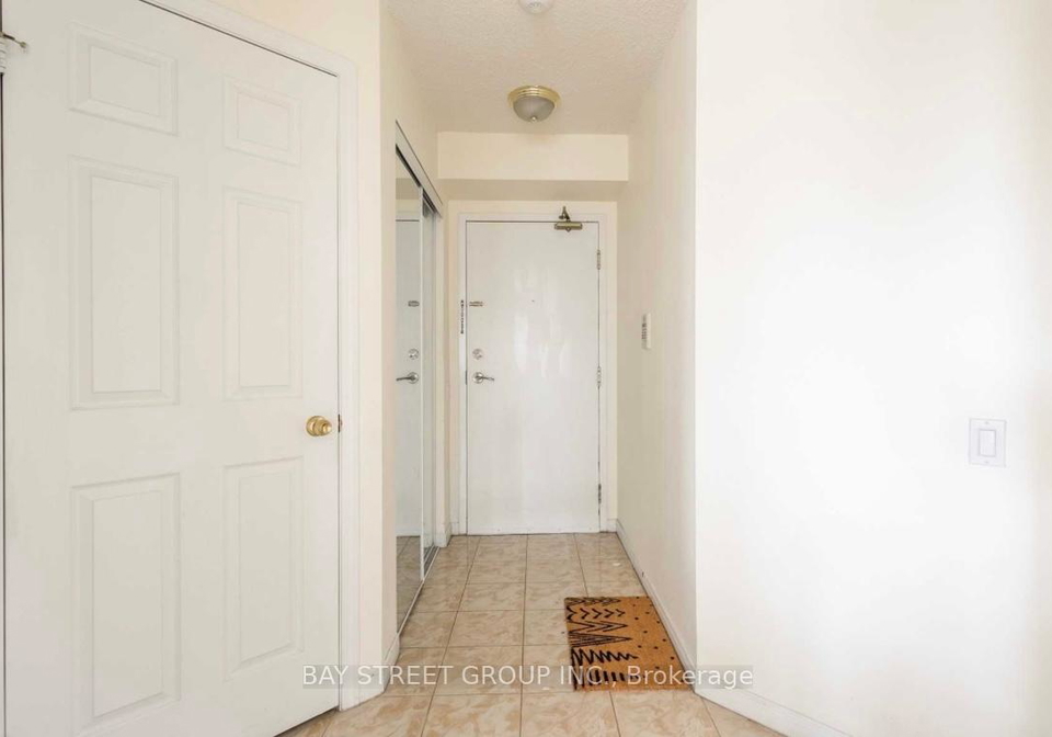 33-empress-avenue-north-york-ontario-c12312089