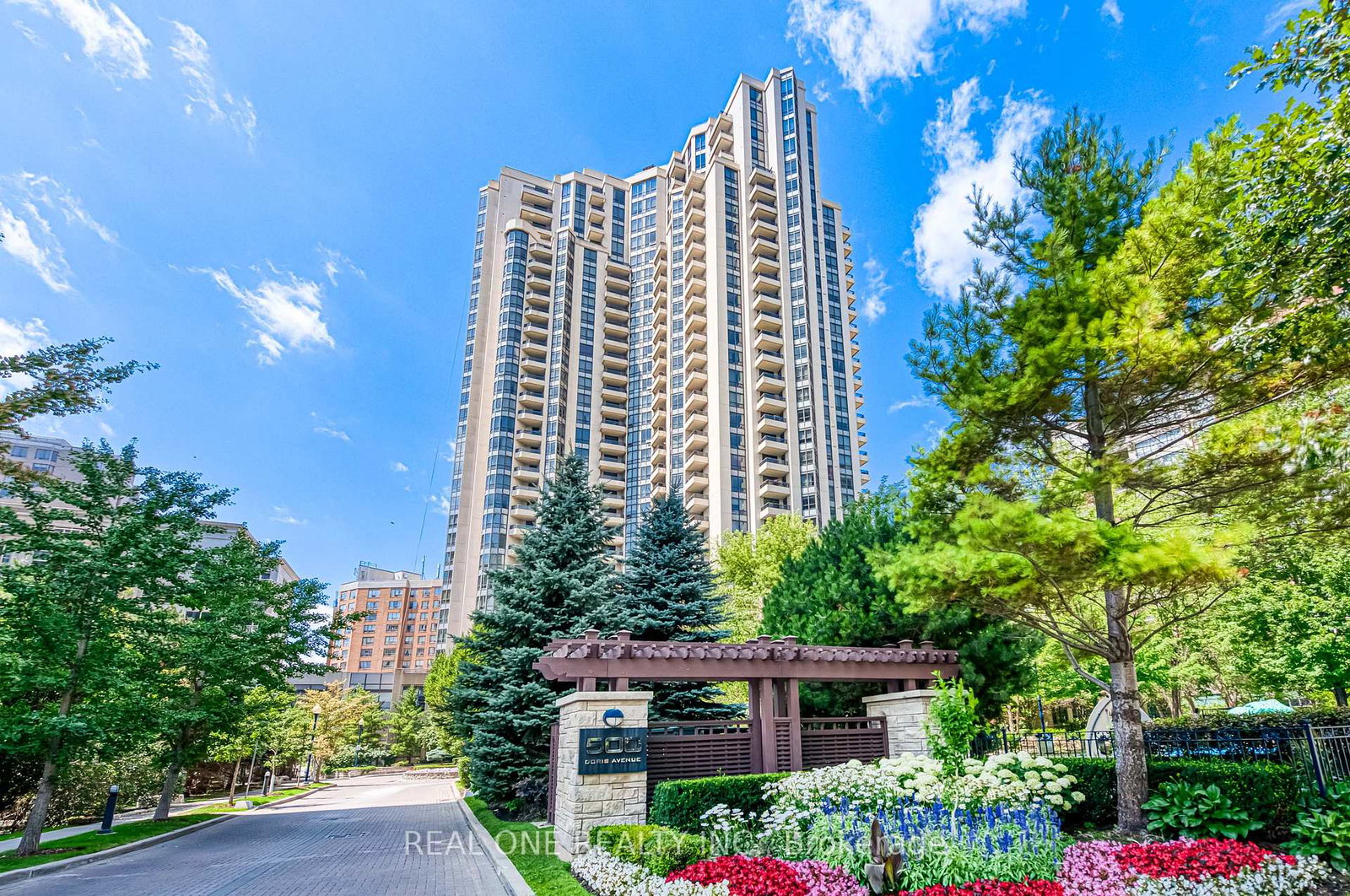 500-doris-avenue-north-york-ontario-c12312214