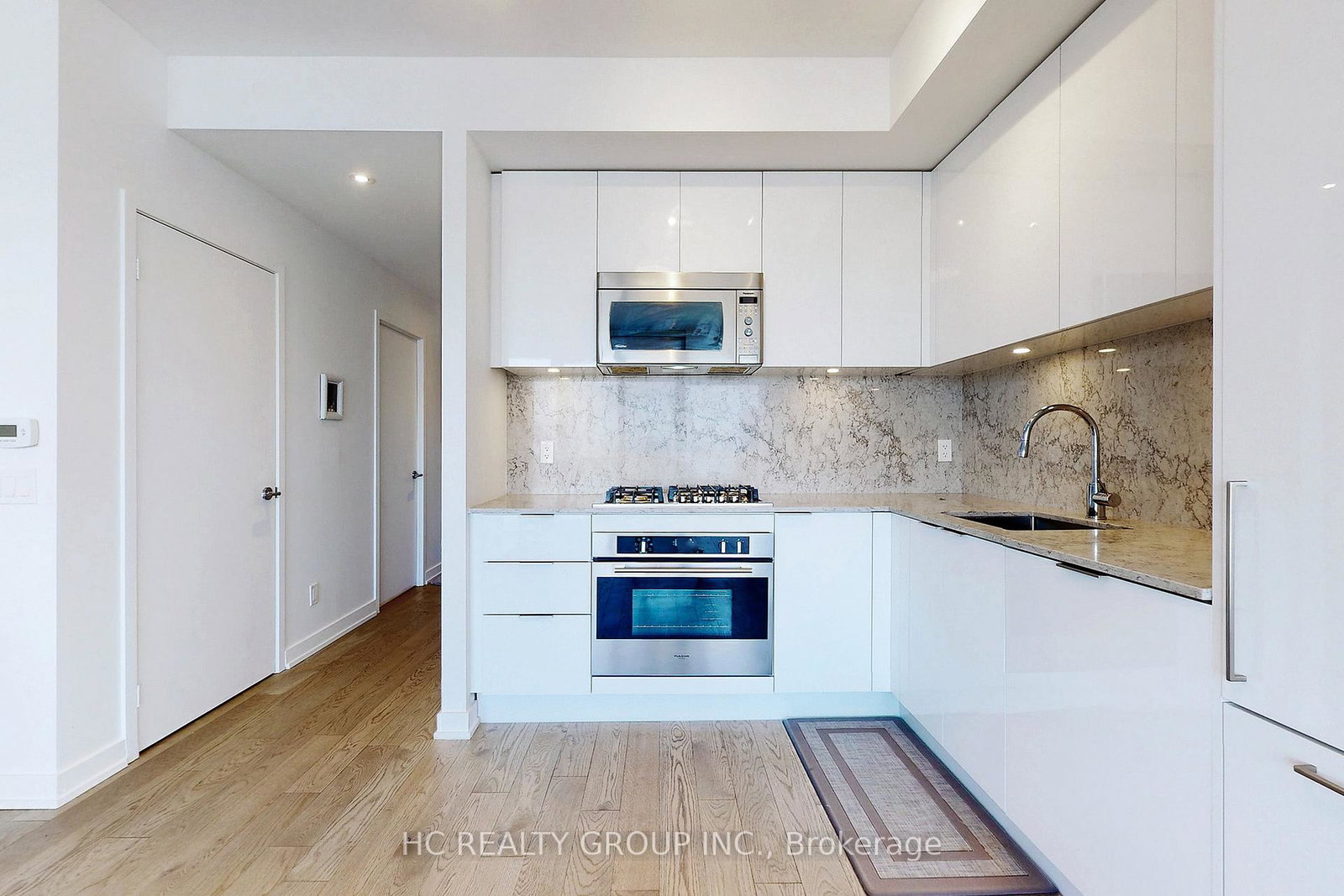 20-lombard-street-toronto-ontario-c12312277