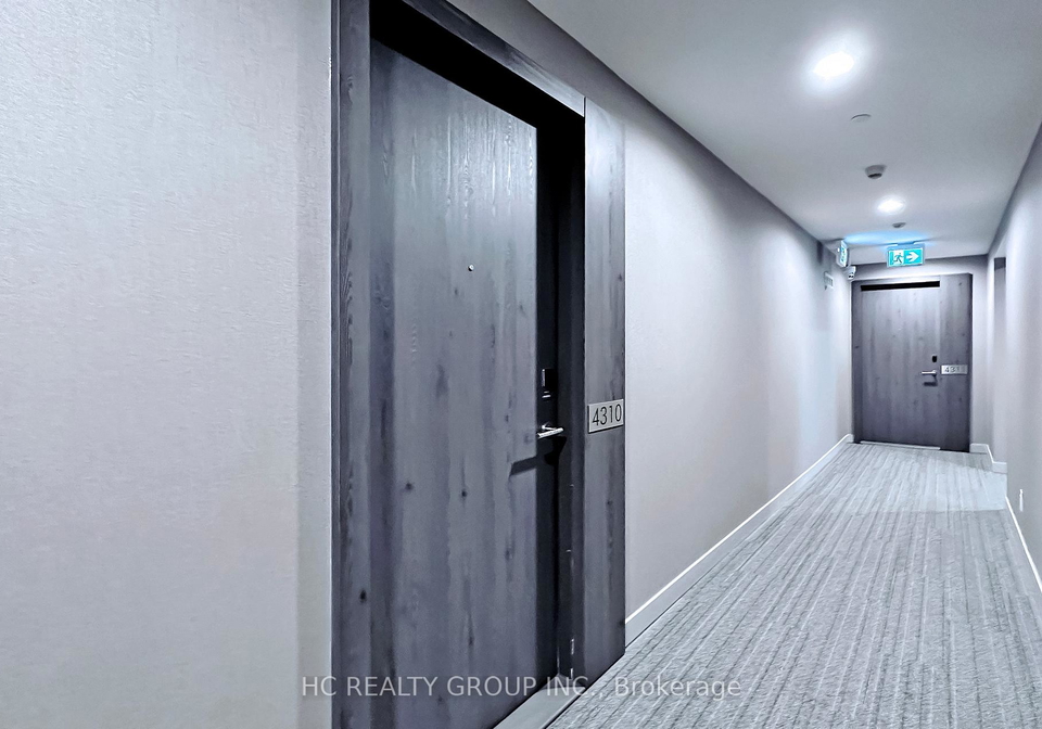 20-lombard-street-toronto-ontario-c12312277