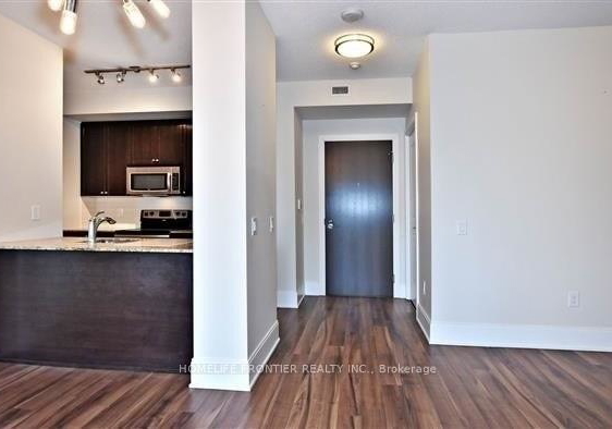 560-front-street-w-w-toronto-ontario-c12312467
