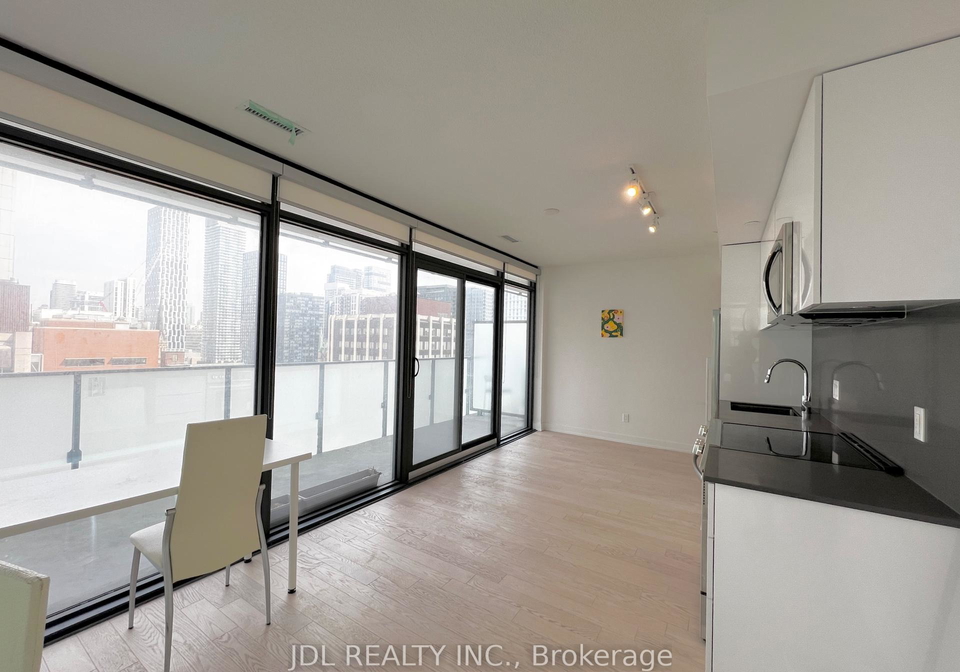 25-richmond-street-e-e-toronto-ontario-c12312504