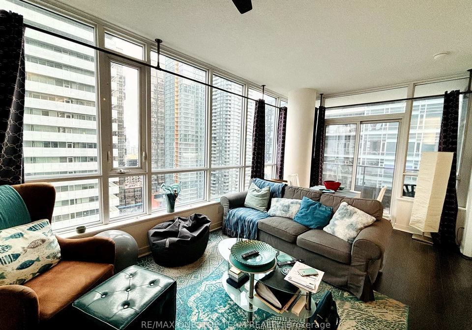 295-adelaide-street-w-w-toronto-ontario-c12312813