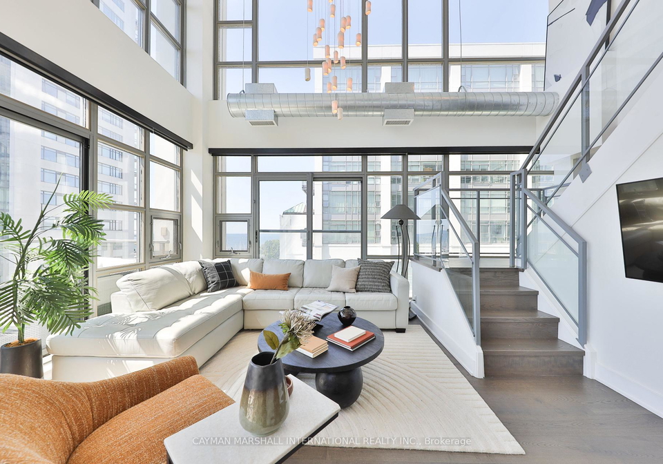 637-lakeshore-boulevard-w-w-toronto-ontario-c12312998