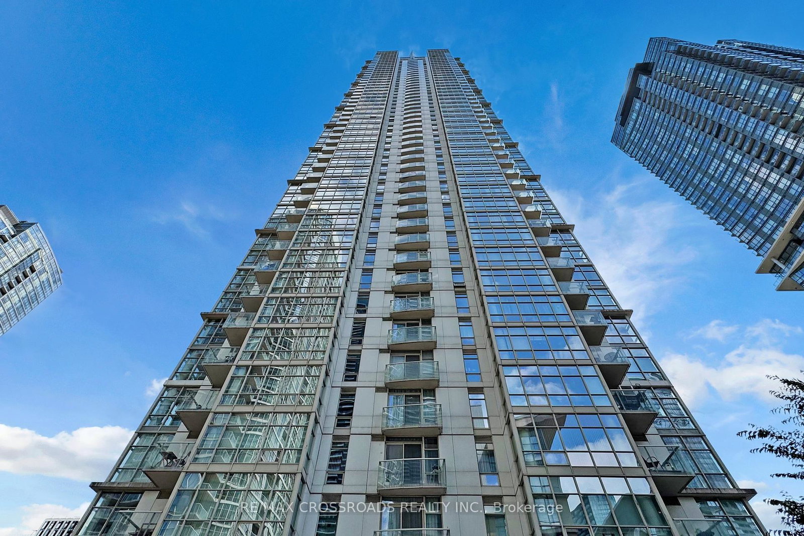 35-mariner-terrace-toronto-ontario-c12313011
