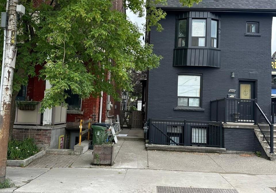 594-ossington-avenue-toronto-ontario-c12313020