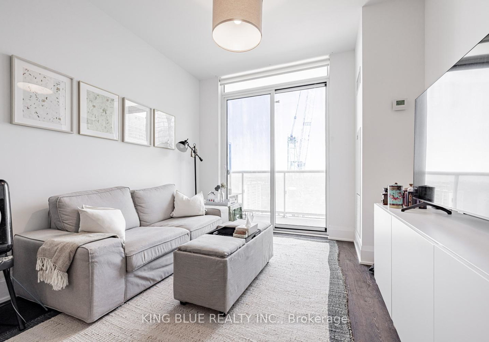 101-erskine-avenue-toronto-ontario-c12313334