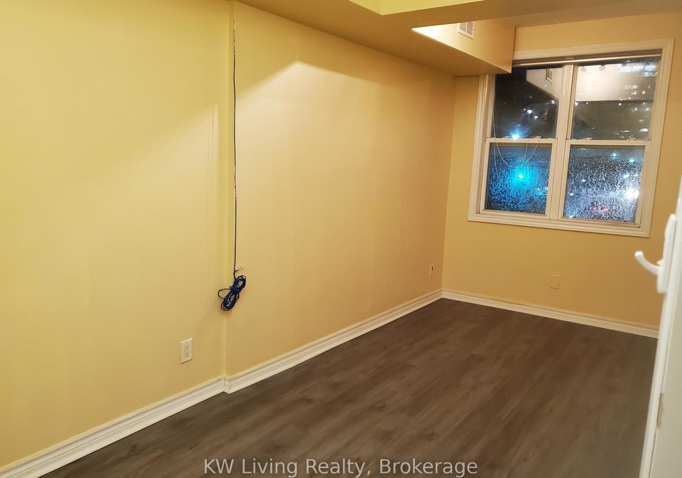 377-dundas-street-w-w-toronto-ontario-c12313438