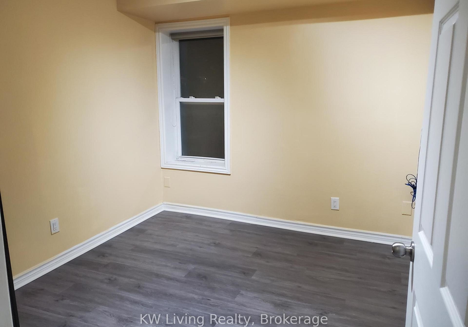 377-dundas-street-w-w-toronto-ontario-c12313438